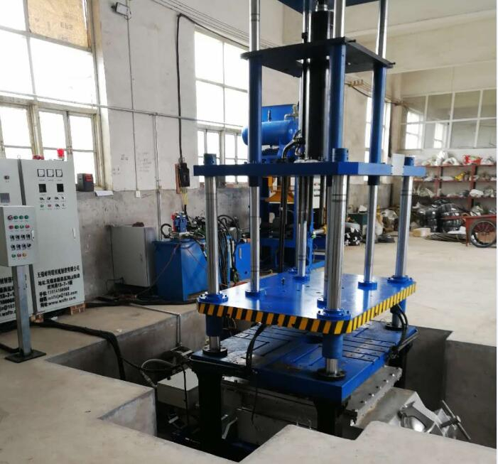 低壓鑄造機